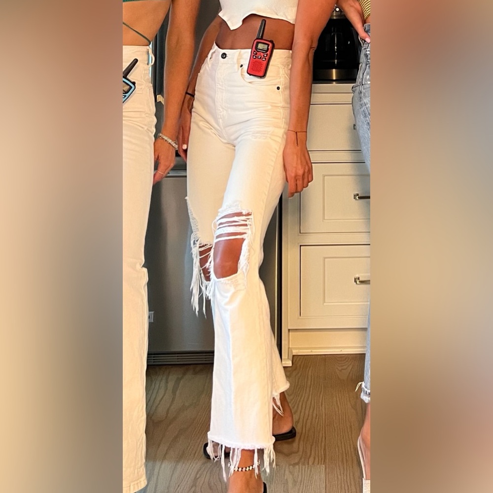 SLVRLAKE Cream Boyfriend Jeans Distressed